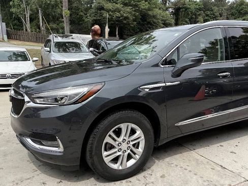 Used 2019 Buick Enclave Essence FWD image 7