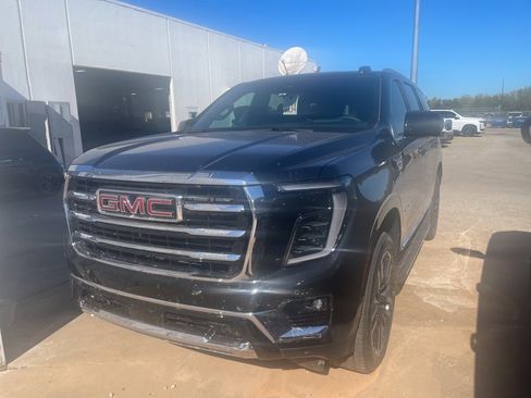 Used 2025 GMC Yukon Elevation w/ Elevation Premium Package image 1