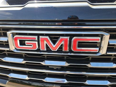 Used 2025 GMC Sierra 2500 AT4 w/ AT4 Premium Plus Package image 30