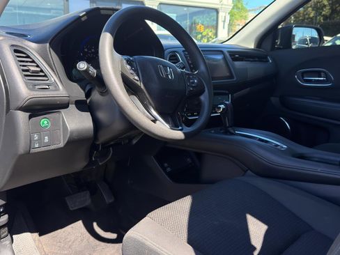 Used 2019 Honda HR-V EX image 14