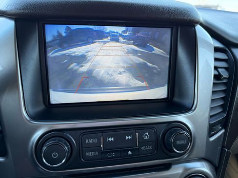 Used 2019 Chevrolet Suburban Premier image 35