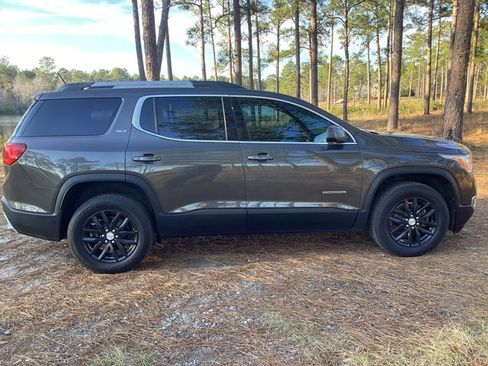 Used 2019 GMC Acadia SLT image 6