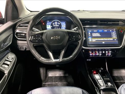 Used 2023 Chevrolet Bolt EUV LT w/ Convenience Package image 5