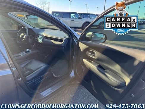 Used 2022 Honda HR-V EX image 16