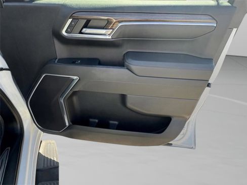 Used 2023 Chevrolet Silverado 1500 RST image 34