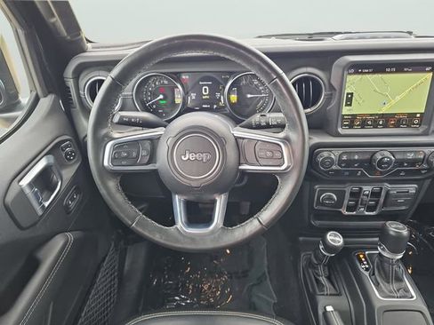 Used 2023 Jeep Wrangler Unlimited Sahara w/ Cold Weather Group image 9