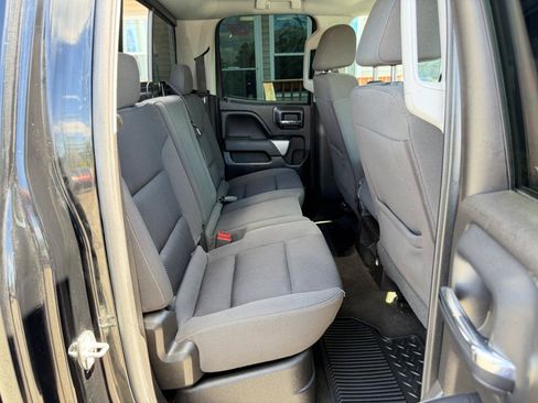 Used 2018 Chevrolet Silverado 1500 LT w/ Midnight Edition AWD/4WD image 36