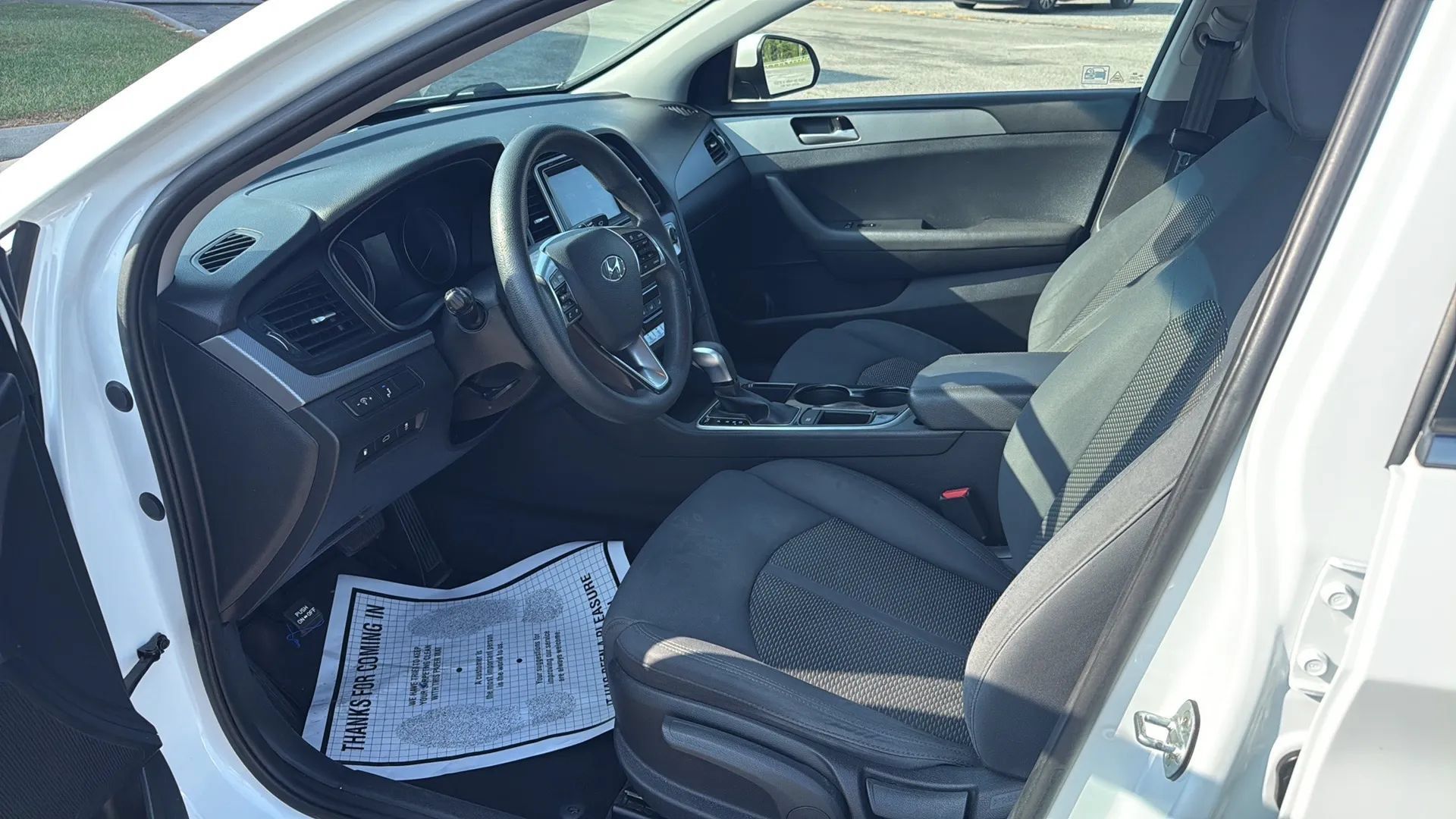 Used 2018 Hyundai Sonata SE FWD image 12