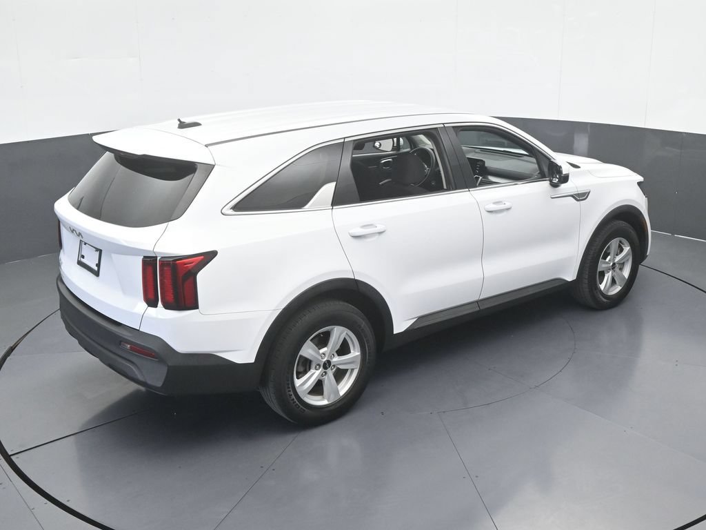Used 2023 Kia Sorento LX FWD image 49