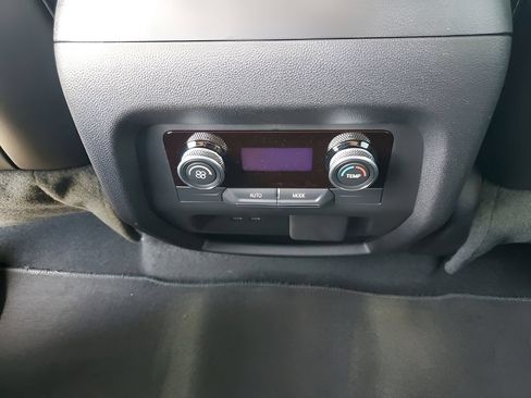 New 2026 Buick Enclave Sport Touring w/ Power Package FWD image 23