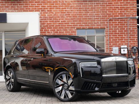 Certified 2025 Rolls-Royce Cullinan image 20