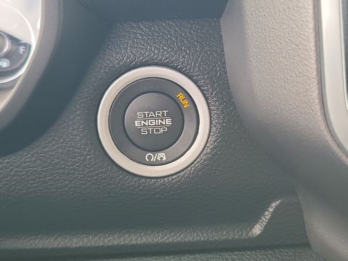 Used 2022 RAM 1500 Big Horn RWD image 22
