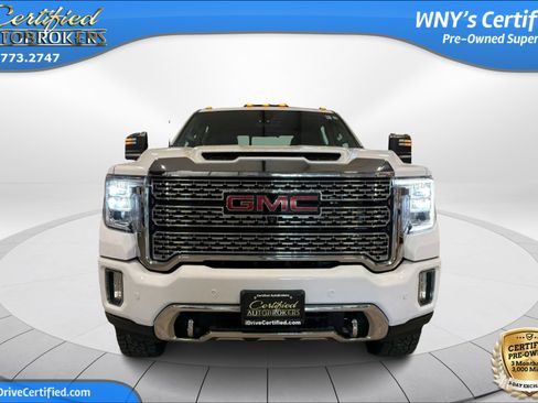 Used 2021 GMC Sierra 3500 Denali w/ Denali Ultimate Package AWD/4WD image 2