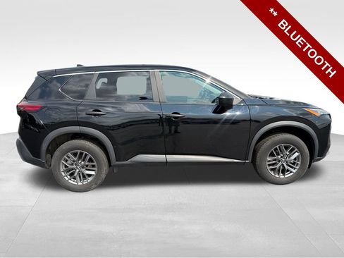 Used 2023 Nissan Rogue S AWD/4WD image 8
