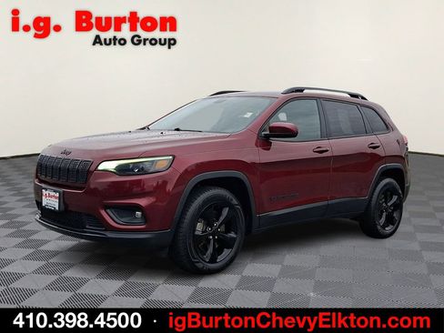 Used 2020 Jeep Cherokee Latitude Plus AWD/4WD image 3