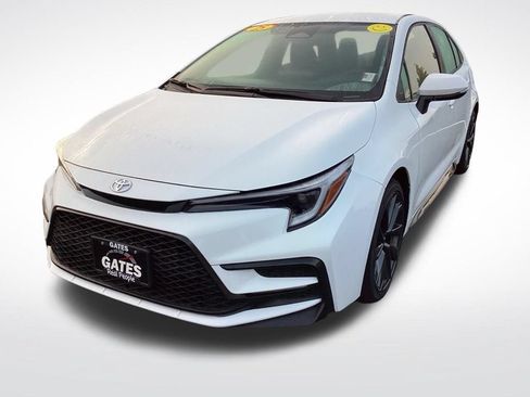 Used 2025 Toyota Corolla SE FWD image 5