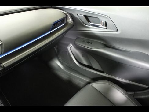Used 2025 Toyota Prius AWD image 16