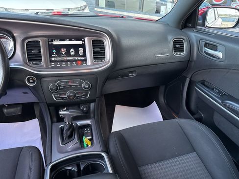 Used 2019 Dodge Charger Scat Pack w/ Navigation & Travel Group image 12