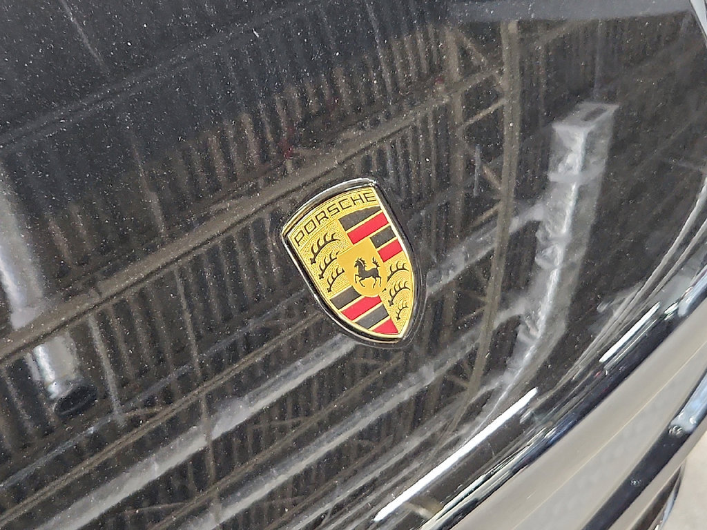 Certified 2026 Porsche Macan AWD/4WD image 31