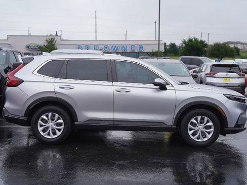 Used 2024 Honda CR-V LX image 5