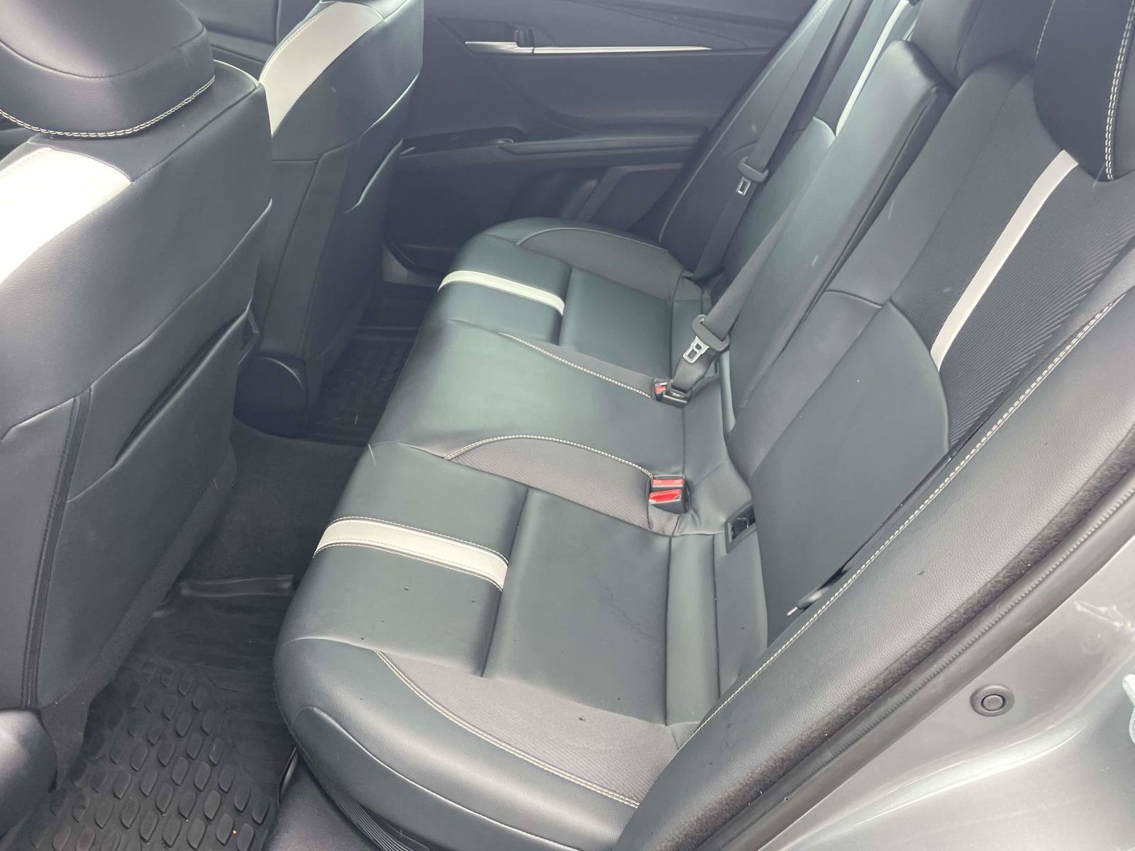 Used 2025 Toyota Camry SE FWD image 10