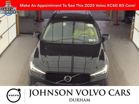 Used 2025 Volvo XC60 B5 Core image 2