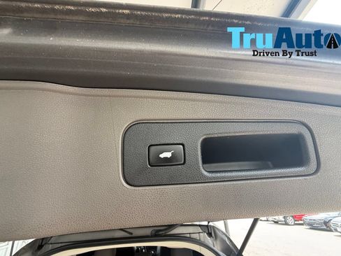 Used 2014 Honda Odyssey EX-L image 15