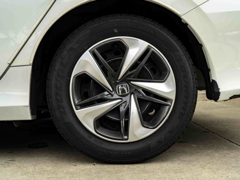 Used 2020 Honda Civic LX image 15