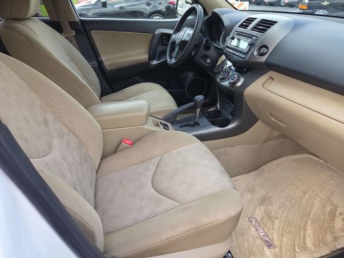Used 2012 Toyota RAV4 FWD w/ Value Pkg image 17