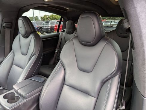 Used 2020 Tesla Model X Long Range AWD/4WD image 15