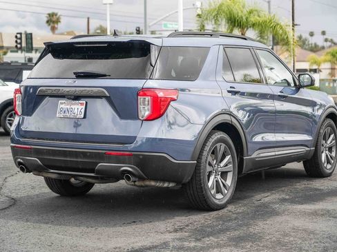 Certified 2021 Ford Explorer XLT w/ Equipment Group 202A image 6