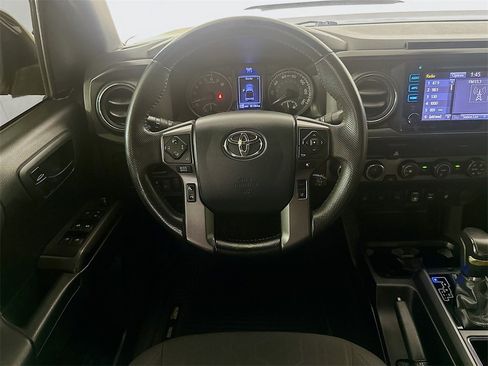 Used 2019 Toyota Tacoma TRD Off-Road image 25