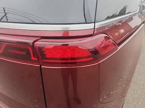Certified 2024 Kia Carnival SX Prestige FWD image 14