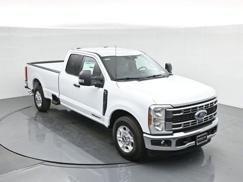 New 2026 Ford F350 XLT image 41