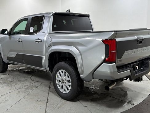 New 2026 Toyota Tacoma SR5 image 7