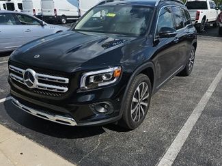 Used 2023 Mercedes-Benz GLB 250 4MATIC video 1