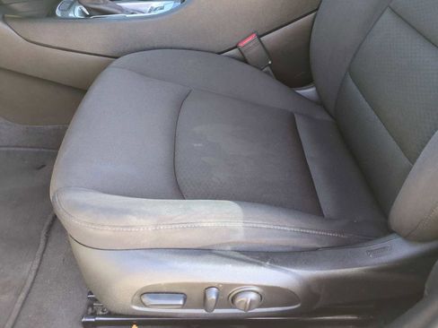 Used 2023 Chevrolet Malibu RS FWD image 18