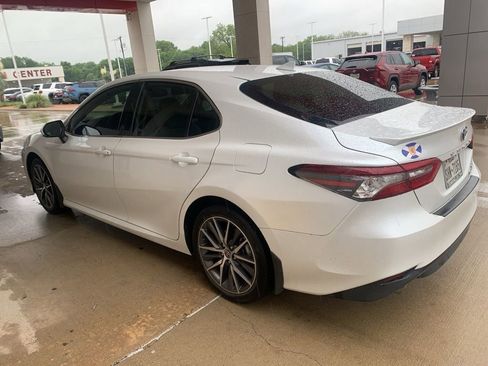 Used 2023 Toyota Camry XLE w/ Cold Weather Package FWD image 5