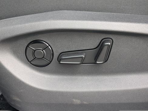 New 2026 Volkswagen Tiguan SE R-Line AWD/4WD image 20