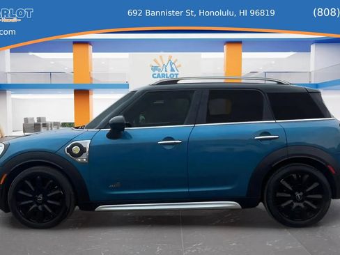 Used 2019 MINI Cooper Countryman SE w/ Driver Assistance Package image 6
