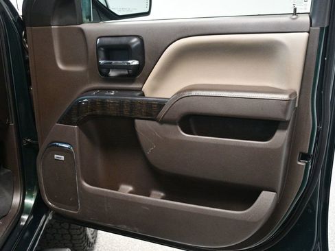 Used 2015 GMC Sierra 2500 Denali w/ Duramax Plus Package image 27