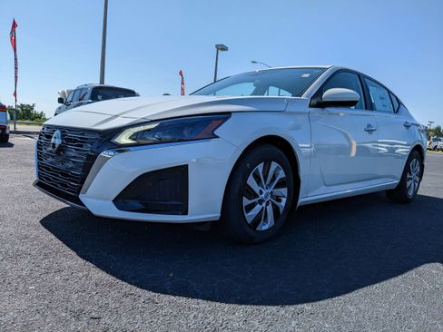 New 2025 Nissan Altima 2.5 S image 7