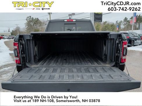Used 2020 RAM 1500 Limited w/ Black Appearance Package image 33
