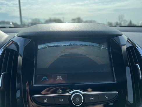 Certified 2017 Chevrolet Cruze Premier image 27