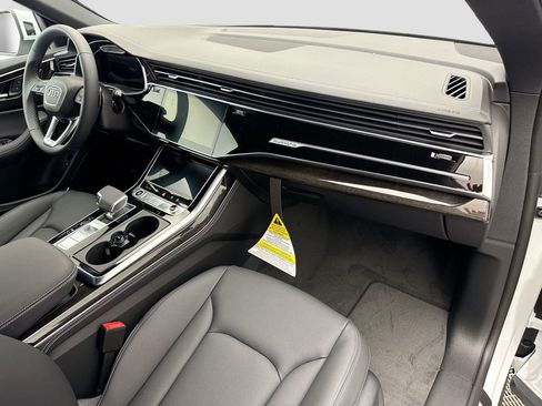 New 2026 Audi Q8 Premium Plus image 16