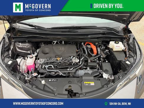 Used 2023 Toyota Sienna LE AWD/4WD image 7
