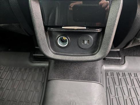 Certified 2023 Lincoln Nautilus AWD w/ Premium Package image 18