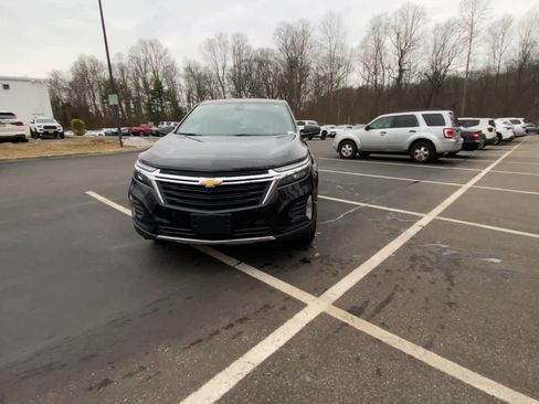 Used 2022 Chevrolet Equinox LT image 3