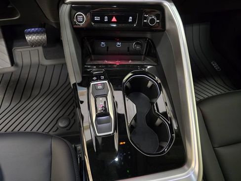 New 2026 Audi Q5 Premium Plus AWD/4WD image 22