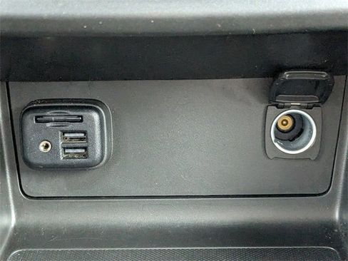 Used 2022 GMC Canyon Elevation w/ Elevation Premium Package image 25